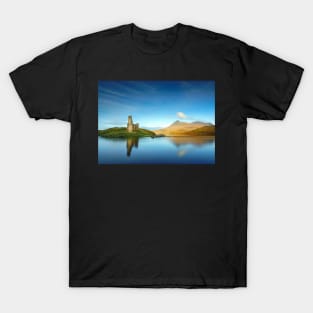 Ardvreck Castle Loch Assynt Scotland T-Shirt